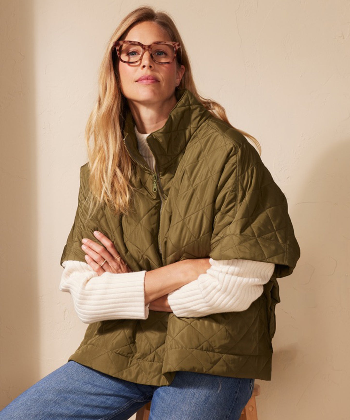 Quilted Poncho in color olive