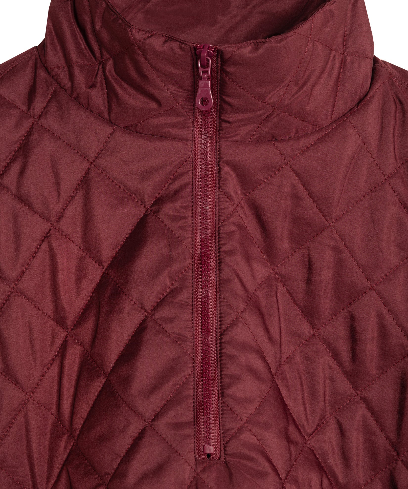 Quilted Poncho in color winter berry