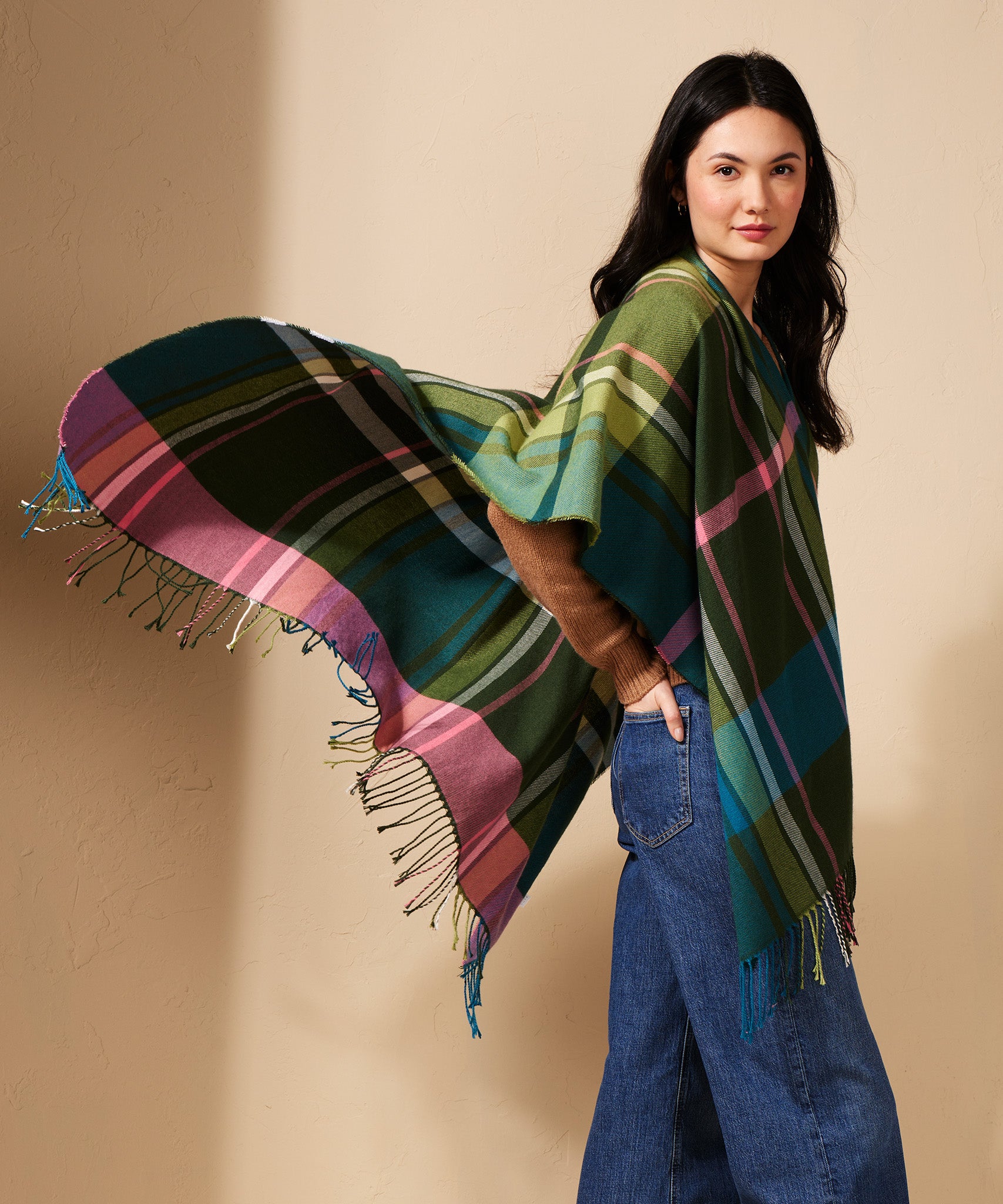 Plaid Ruana in color Olive