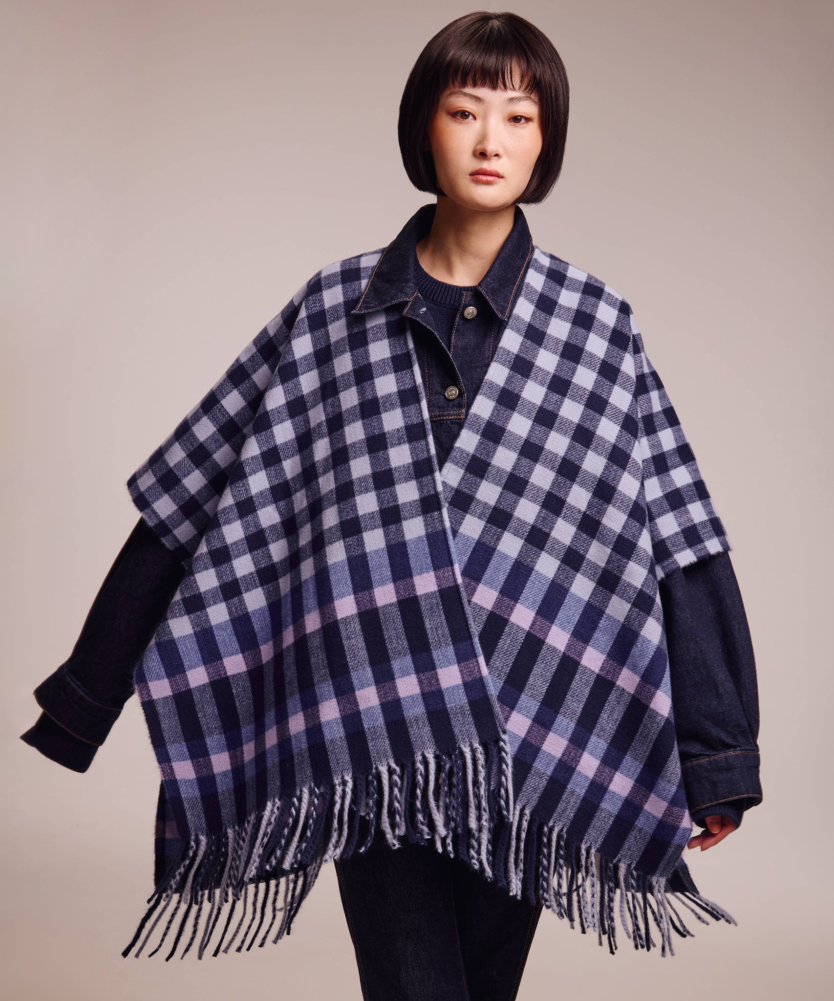 Bordered check ruana in navy