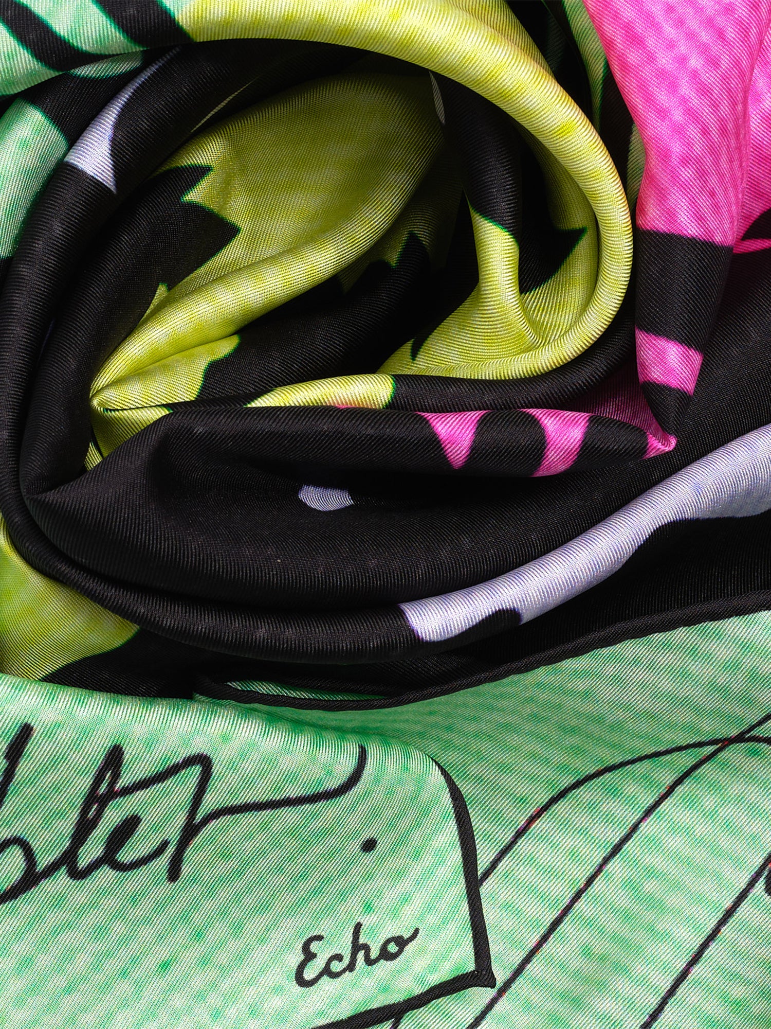 Ada Kokosar scarf