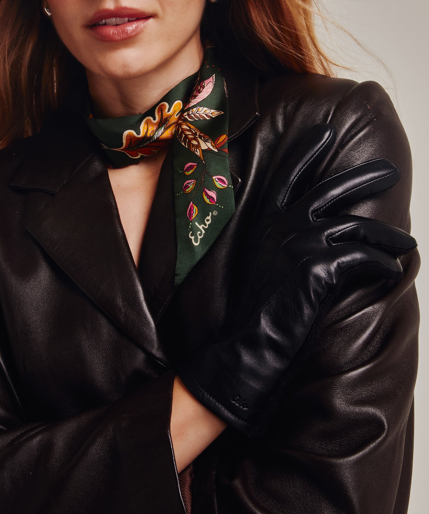 Knit Combo Leather Glove in color black