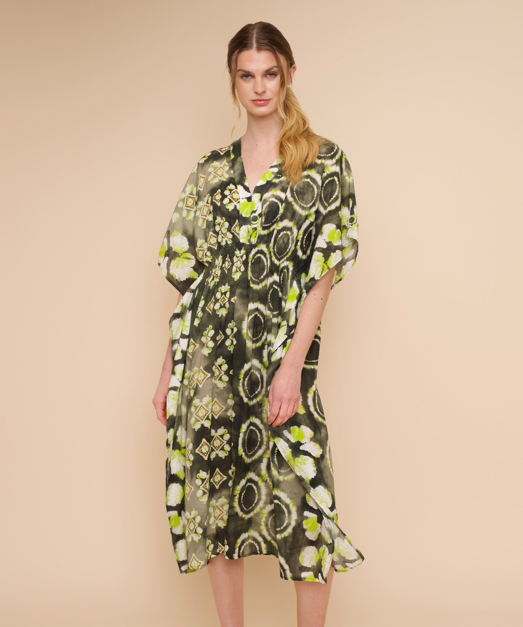 Batik Maxi Caftan in color olive