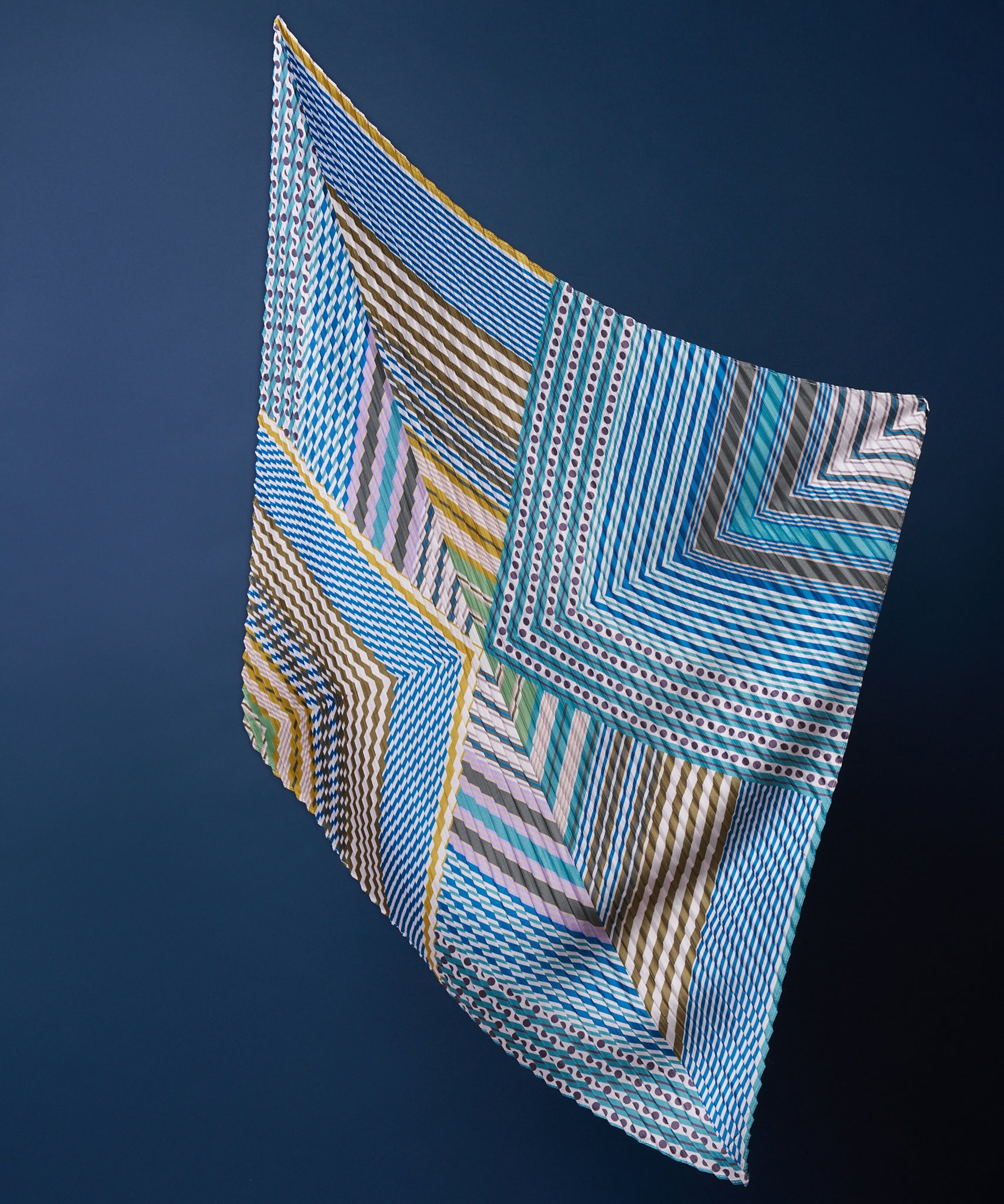 Downtown Pleated Diamond – Echo - Main Image