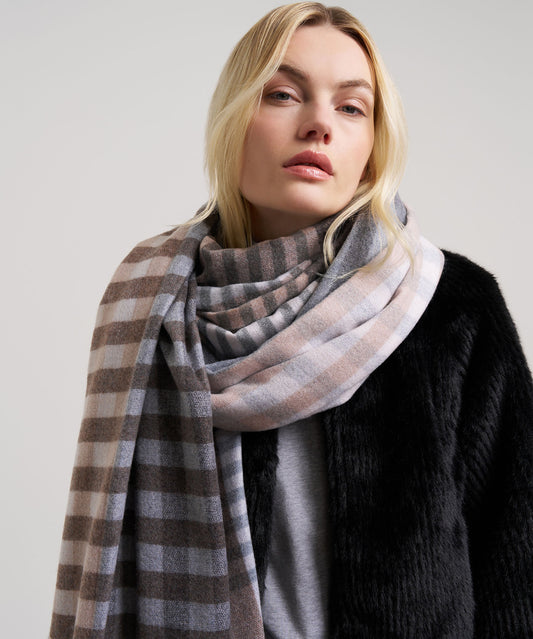 Gramercy Plaid Wrap in color grey heather