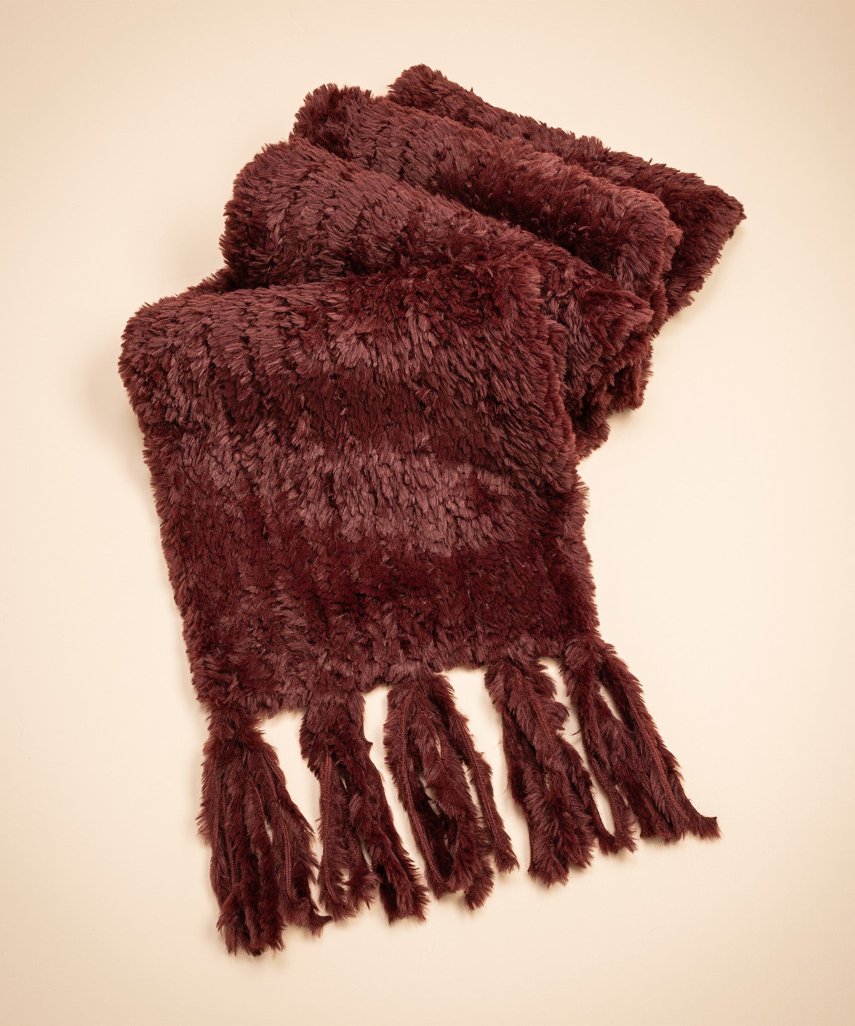 Plush Faux Fur Scarf in color wine