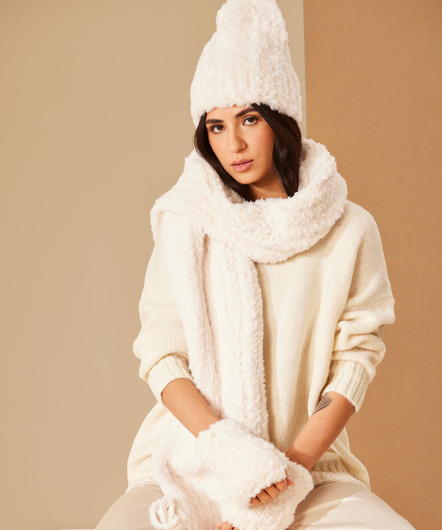 Plush Fur Beanie, scarf, and fingerless gloves in color Cream