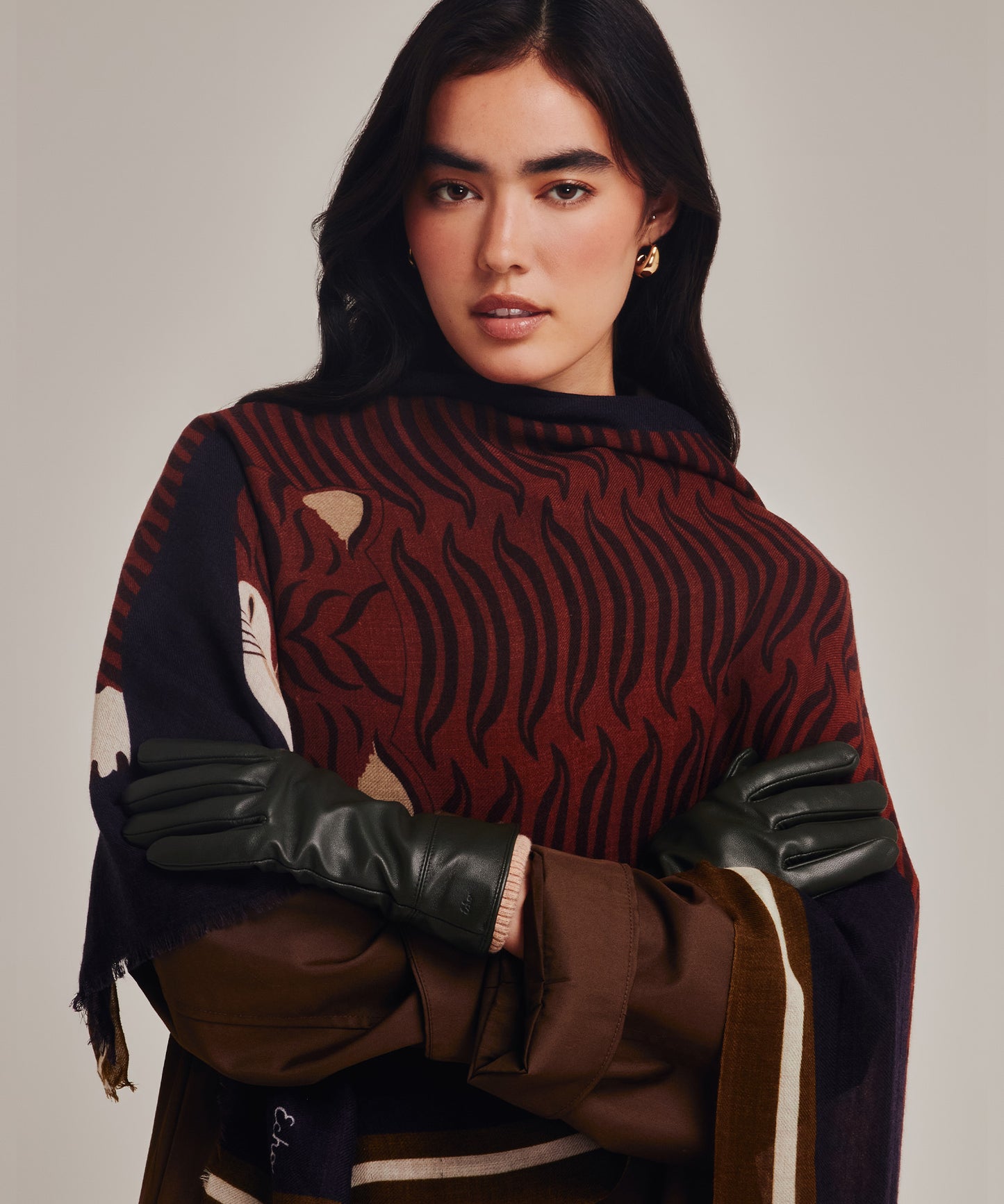 Rib Cuff Leather Glove in color forest green