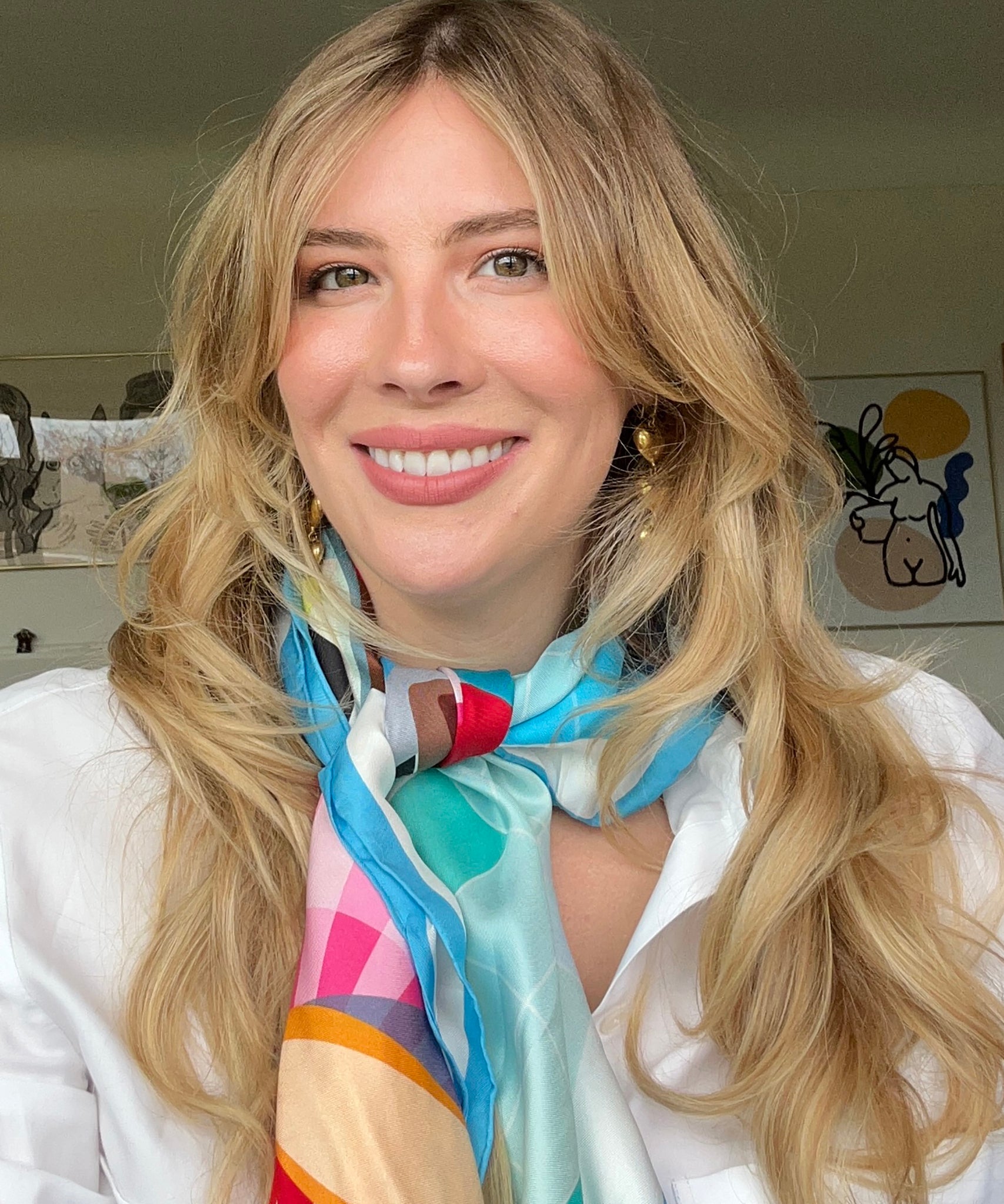 Emily Henry wearing her echo100 design