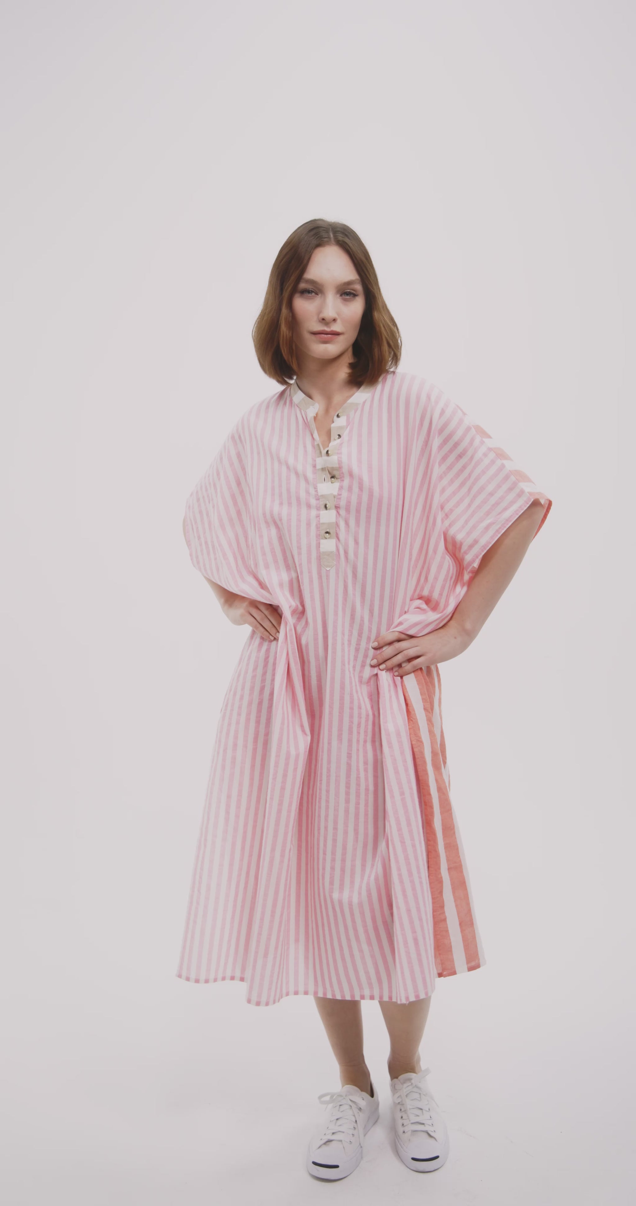 Cassis Henley Caftan in color beach pink