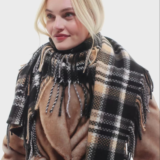 Vintage Plaid Side Fringe Scarf in color black