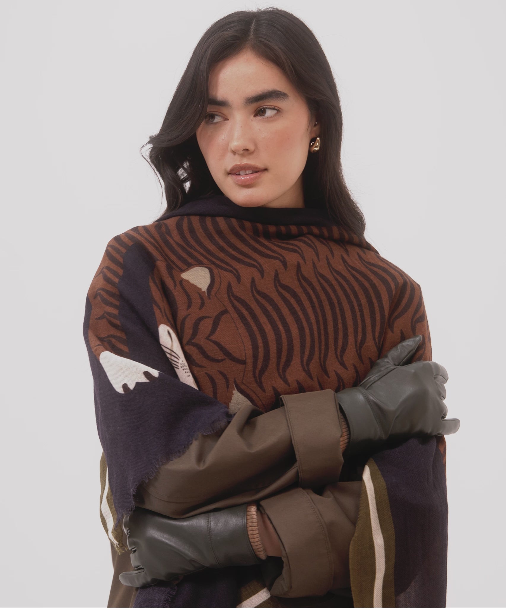 Hear Me Roar Wrap in color navy