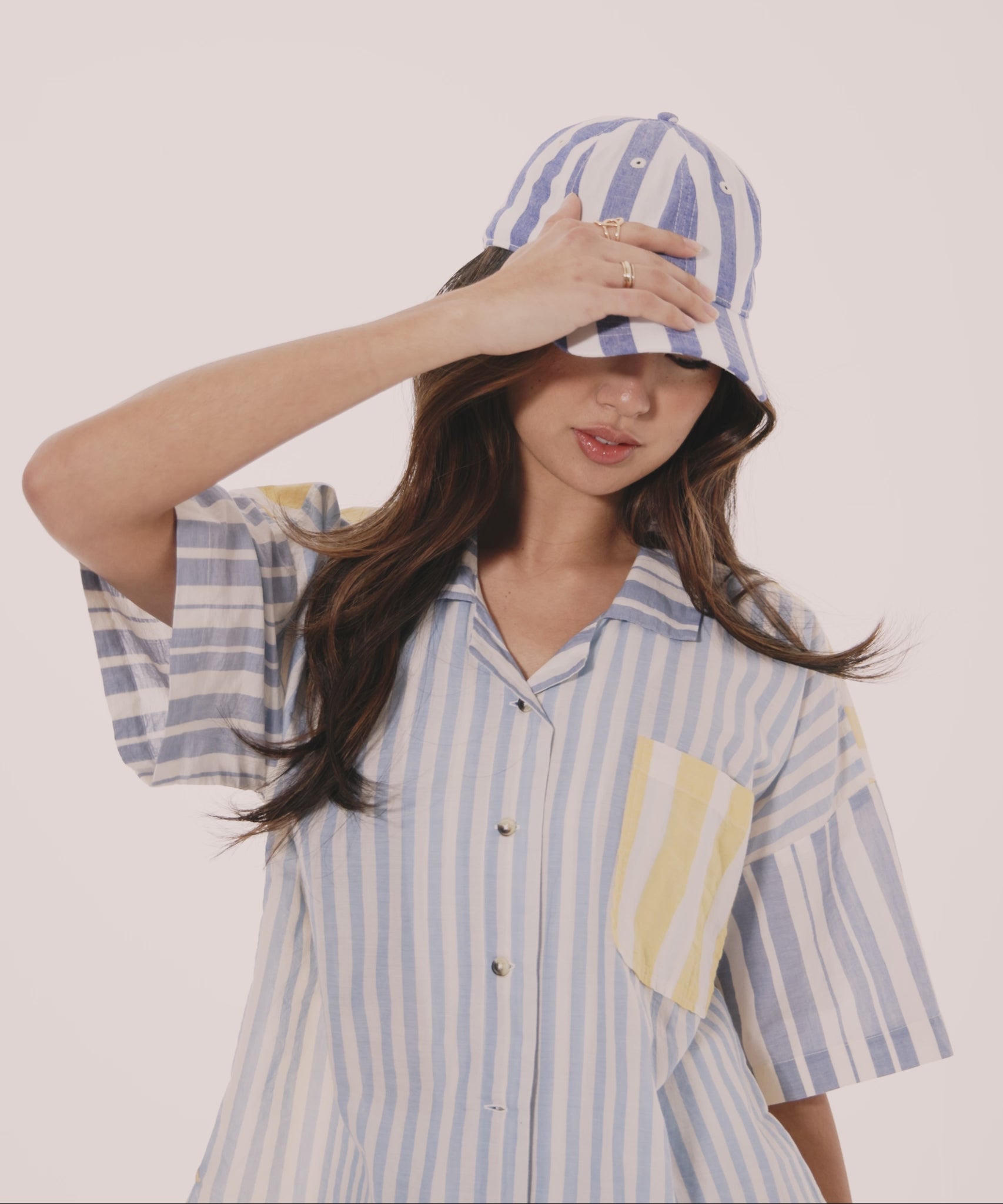 Cassis Cap in color chambray