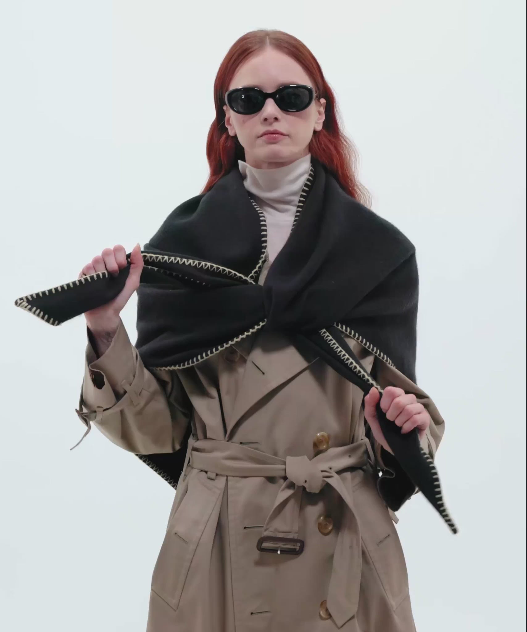 Oversized Triangle Wrap in color black