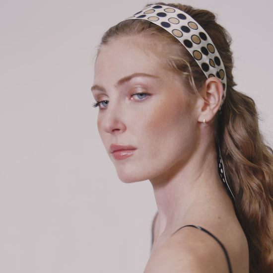 Spot And Dot Silk Ribbon Scarf in color black