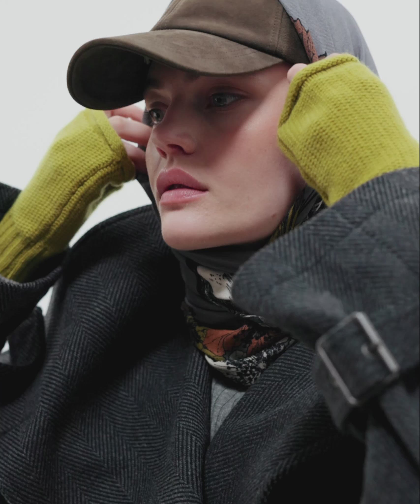 The Crosby Handwarmer in color citron