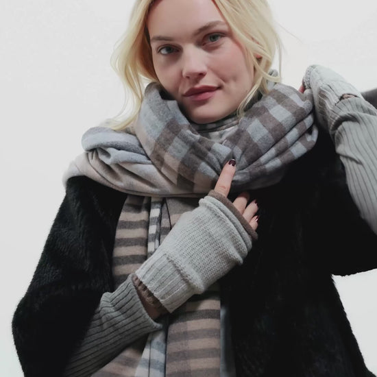 The Crosby Handwarmer in color silver