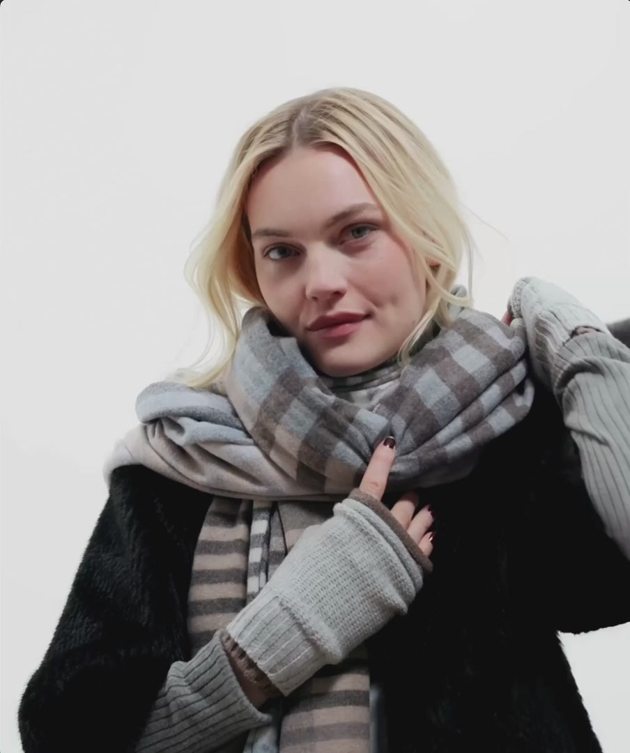 Gramercy Plaid Wrap in color grey heather