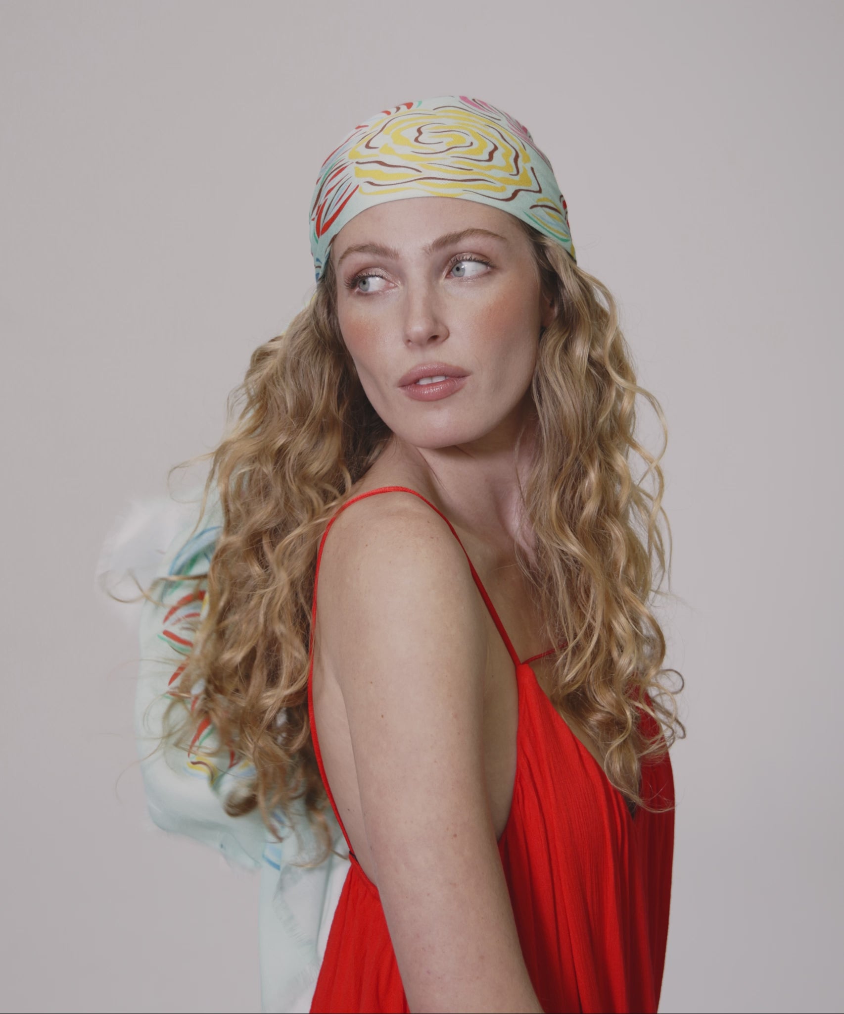 Gestural Rose Square in color multi