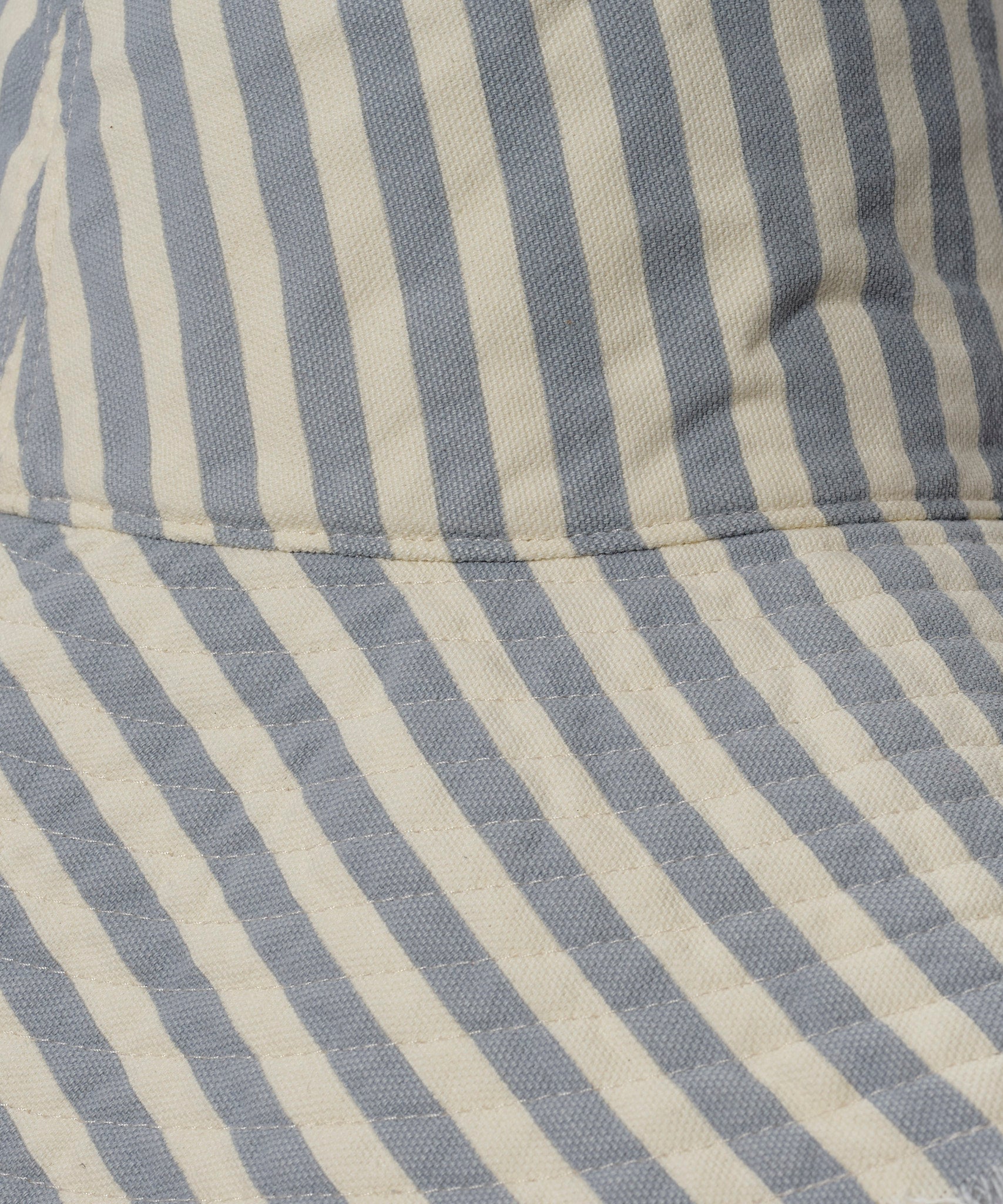 Old Town Bucket Hat in color misty grey