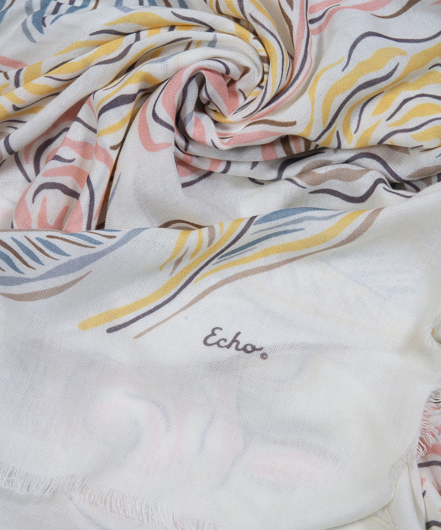 Gestural Rose Square in color cream