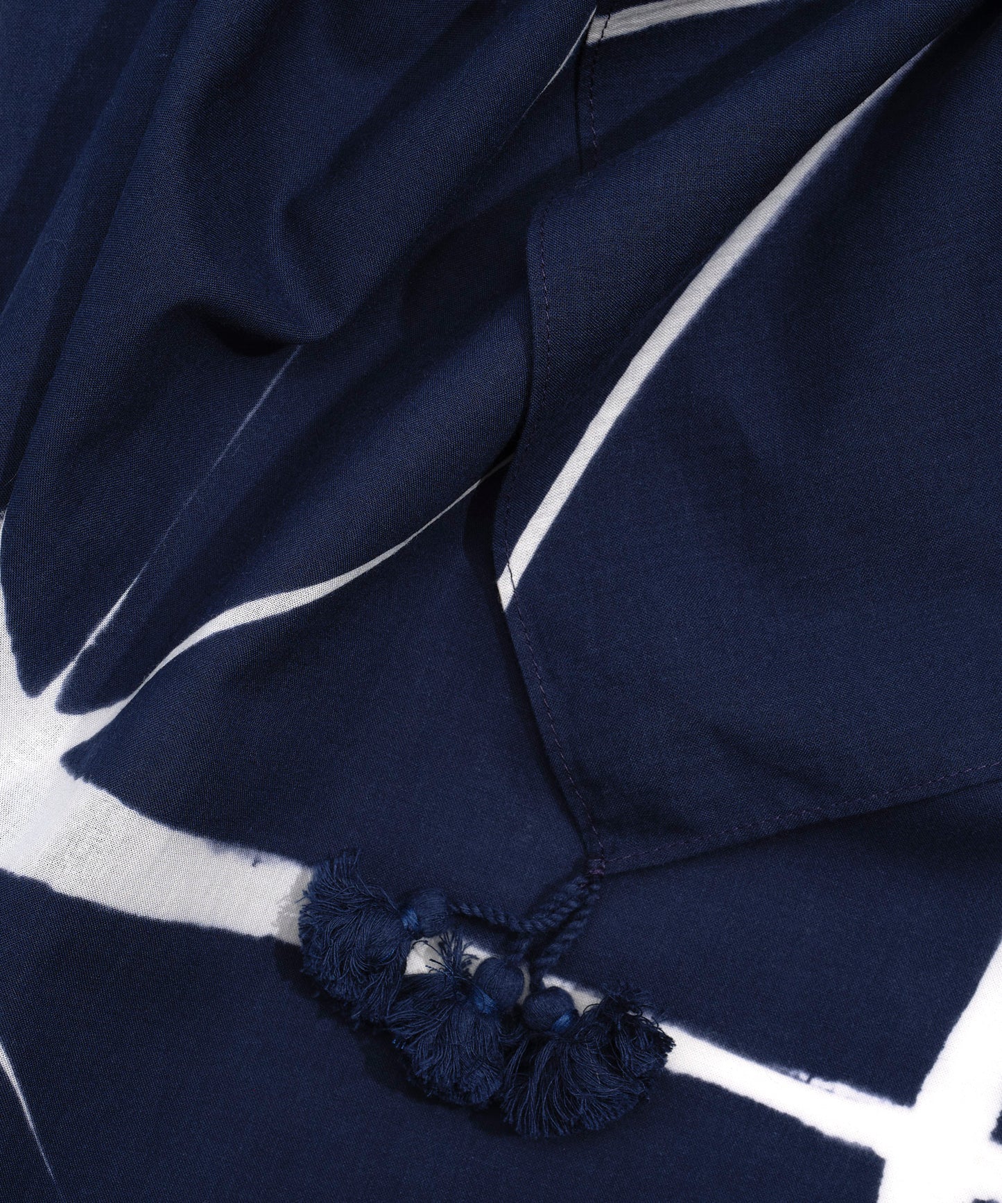 Shibori Sarong And Bag in color indigo