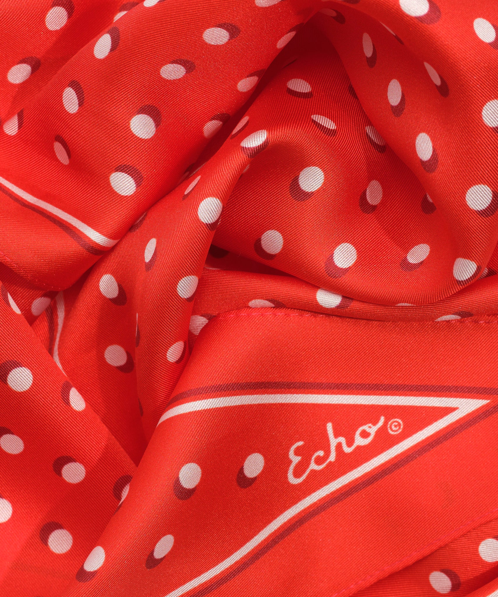 Dot Silk Diamond in color fiesta orange