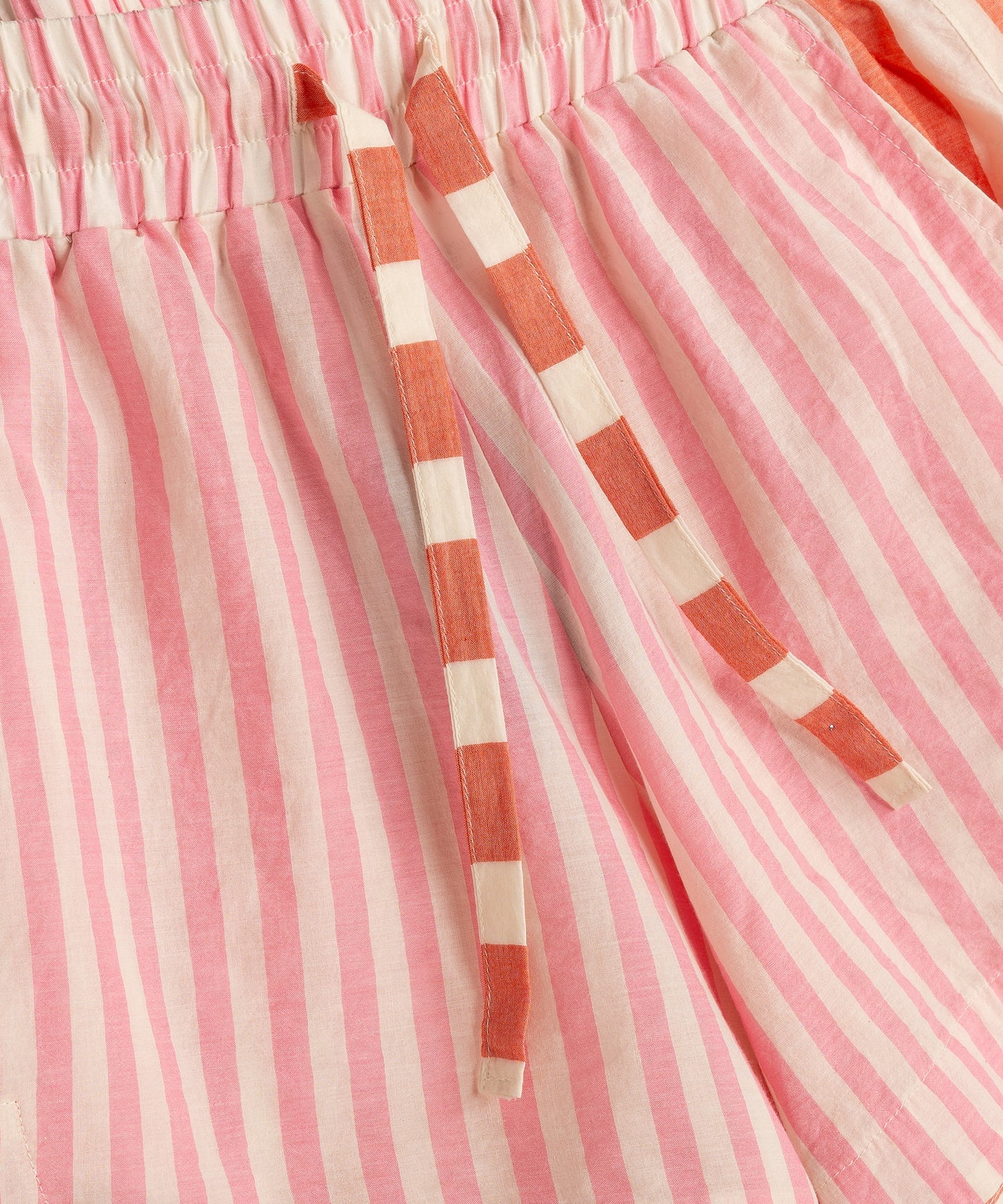 Cassis Shorts in color beach pink