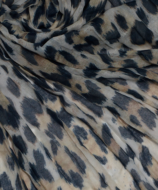 Leopard Sustainable Crinkle Wrap in color Natural