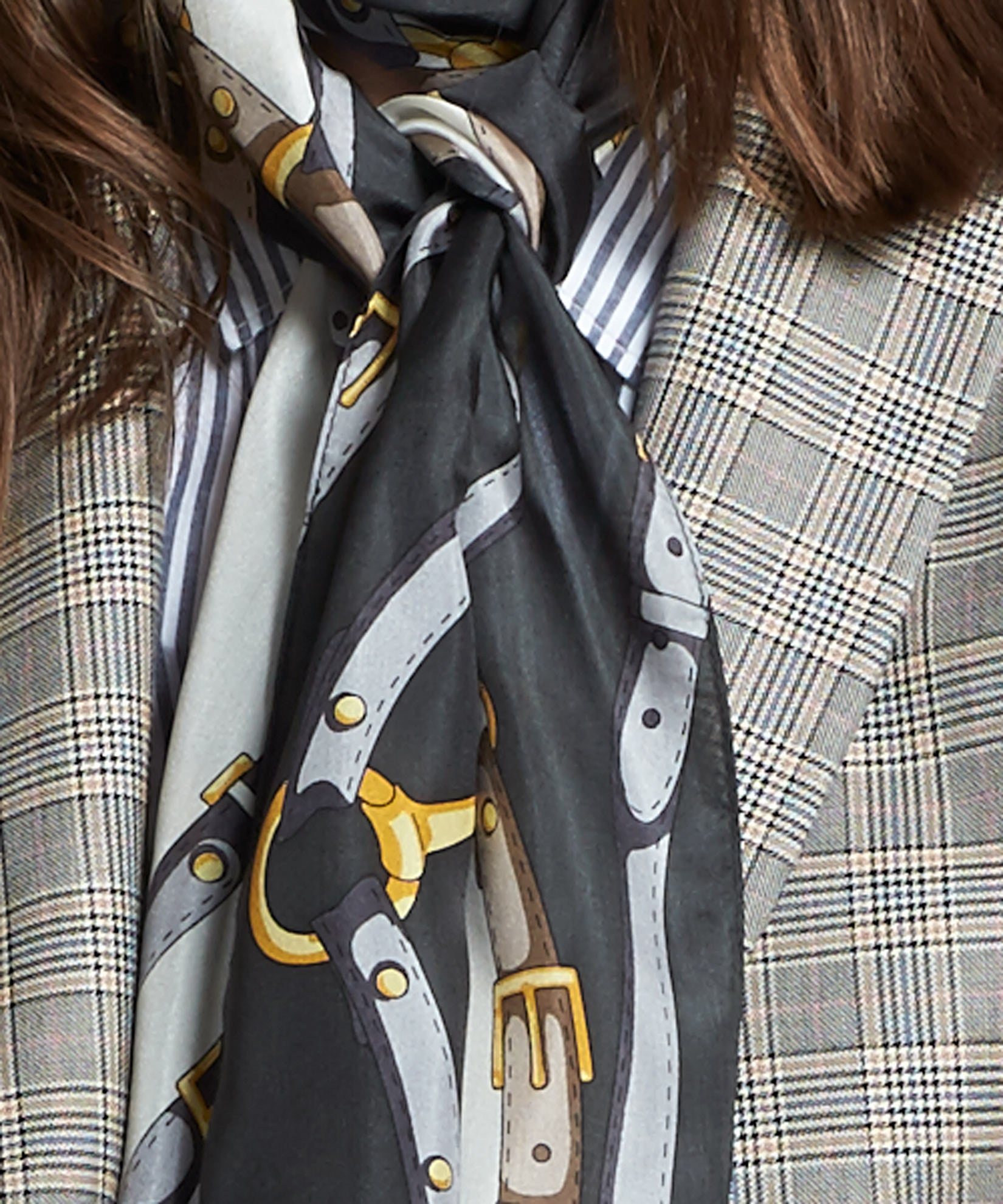 Burberry oblong hot sale scarf