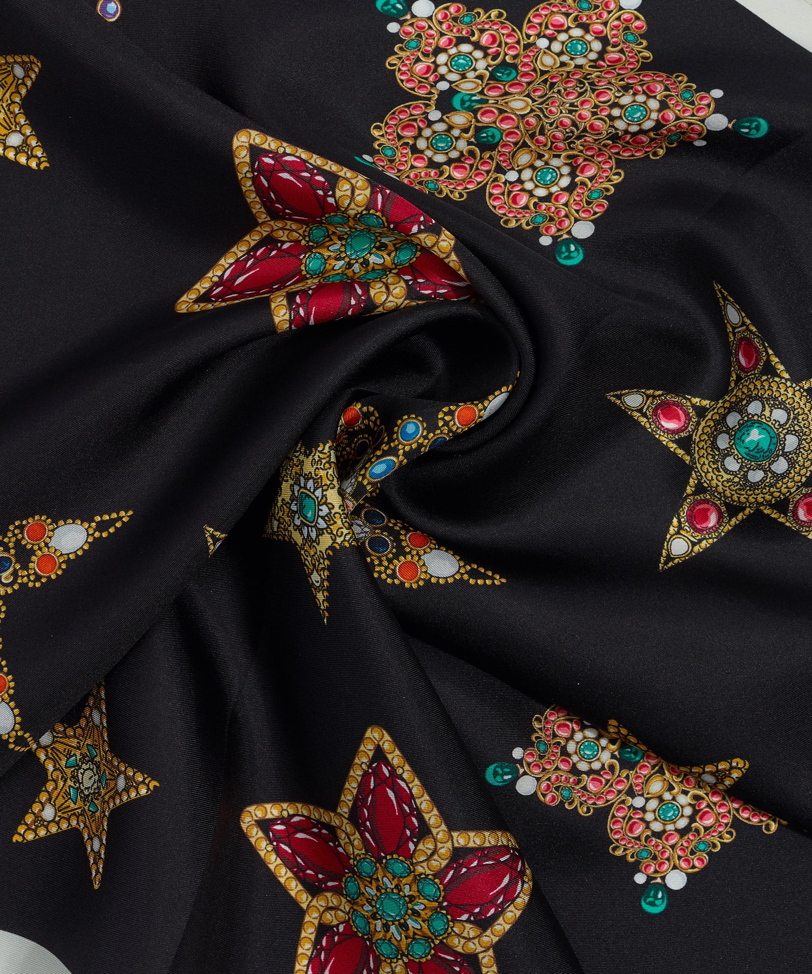 Color:Black
