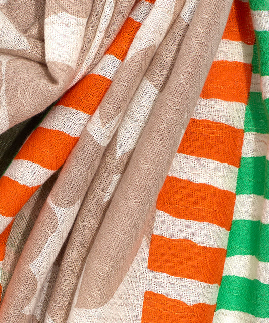 Flower Wrap in color Semolina