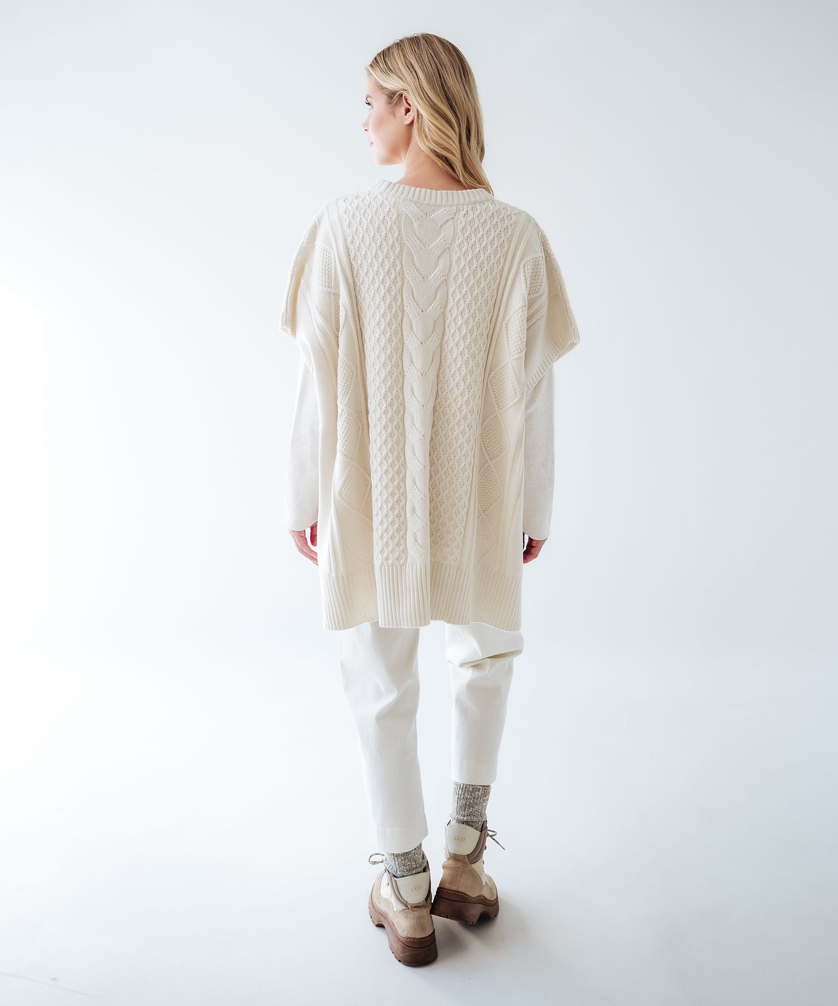 Recycled Aran Cable Poncho – Echo